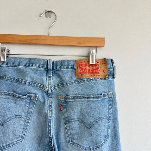 Levi's 501 90's Straight Leg Jeans Blue Medium Wash 32 - Picture 8 of 9